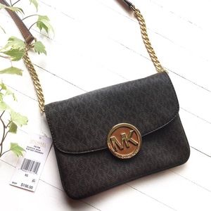 🔶NWT🔶SIGNATURE MICHAEL KORS CROSSBODY